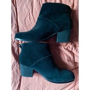TOMS black suede Leila bootie